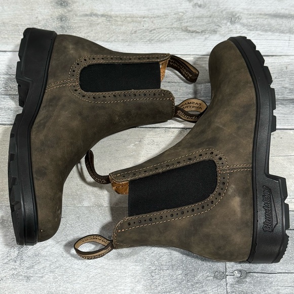 BLUNDSTONE 1351 WOMEN'S ORIGINALS HIGH TOP BOOTS - RUSTIC BROWN SZ-7 .US/4 .AU - Picture 6 of 11